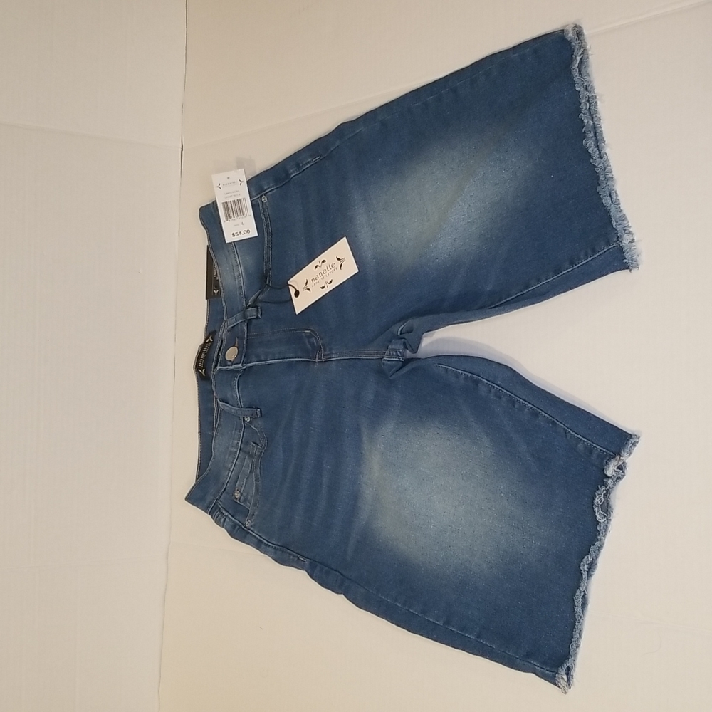 ANTHROPOLOGIE size 4 Womens High rise Stretch Denim Bermuda Shorts Medium Wash
